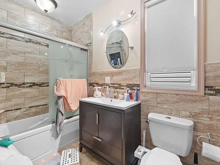 13 W 27th St #2 — Photo 8