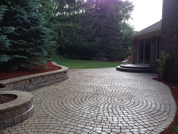 Brick Patio & Gas Fire Pit
