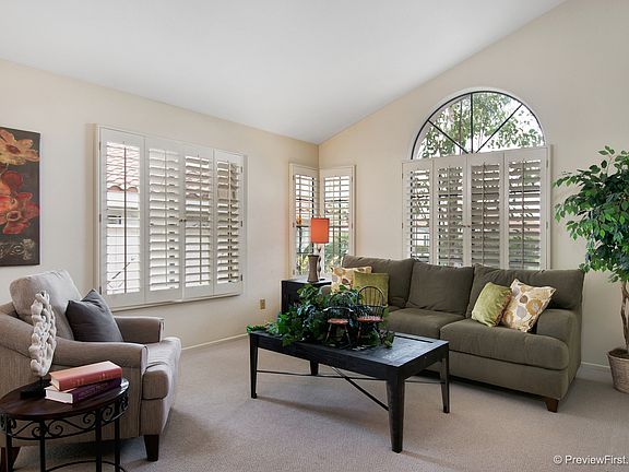 2nd image of 11837 Avenida Sivrita
