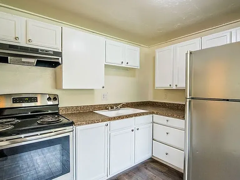 7240 Tennyson St — Photo 3