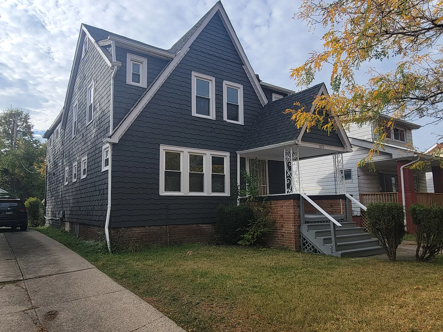 3 bed, 1844 sqft, $1,400 — Photo 1
