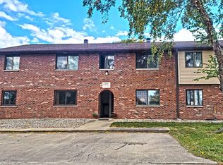 1201 Clifford Dr APT 5, Urbana, IL 61802
