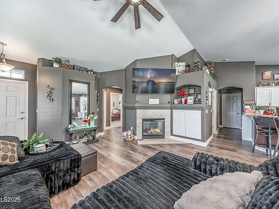 5th image of 7685 Avila Ct