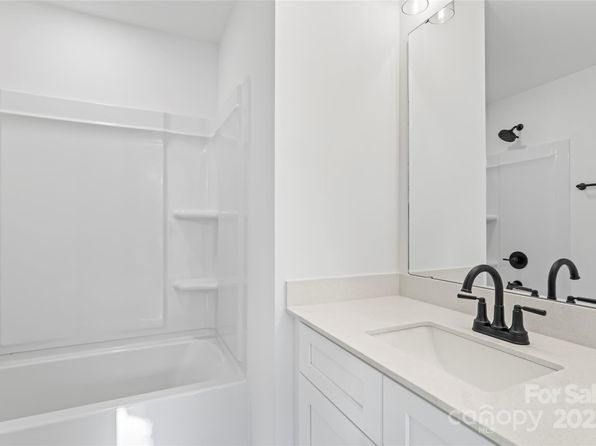 charlotte-north-carolina-6238228 picture