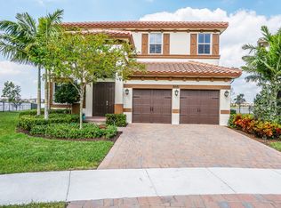 8681 Lakeside Bnd, Parkland, FL 33076