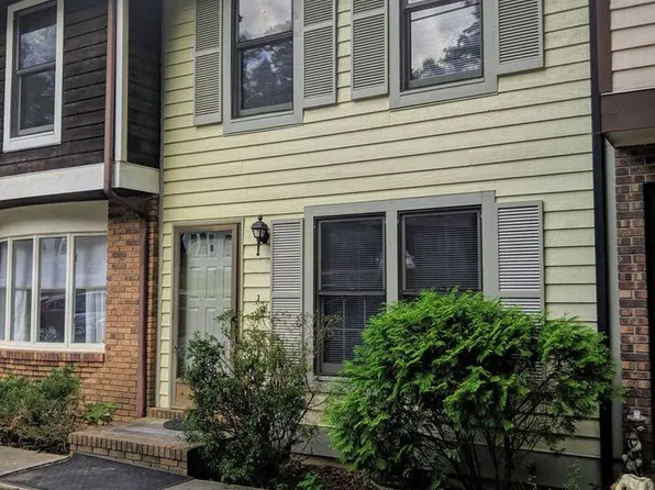 8205 Terra Dr APT E, Arden, NC 28704