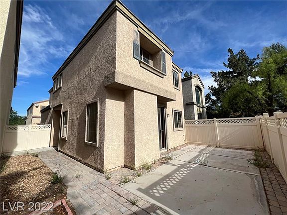 2nd image of 6409 Pine Willows Ct