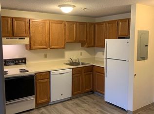 135 Union St APT 35, Leominster, MA 01453