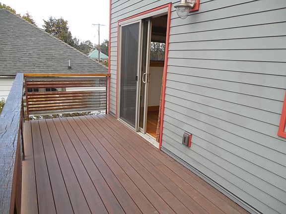 4th image of 424 W Alder St