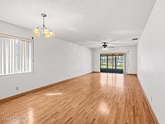 5th image of 744 Palm Springs Cir