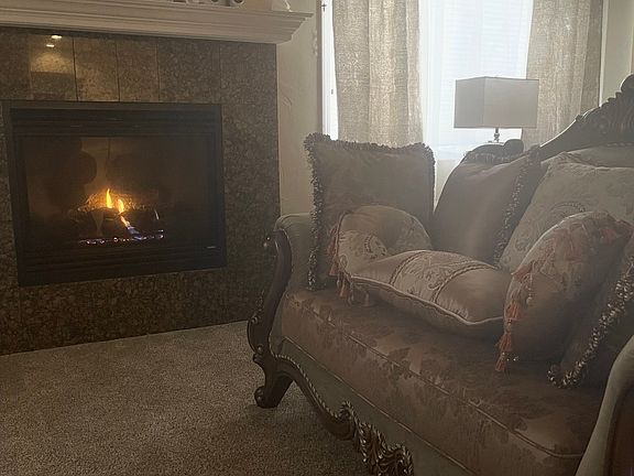2nd image of 13694 Paradise Villas Grv