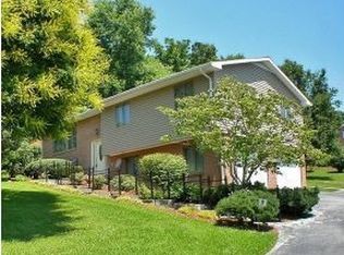 3302 Pine Timbers Dr, Johnson City, TN 37604