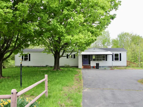 233 Alpine Street, Paris, ME 04281