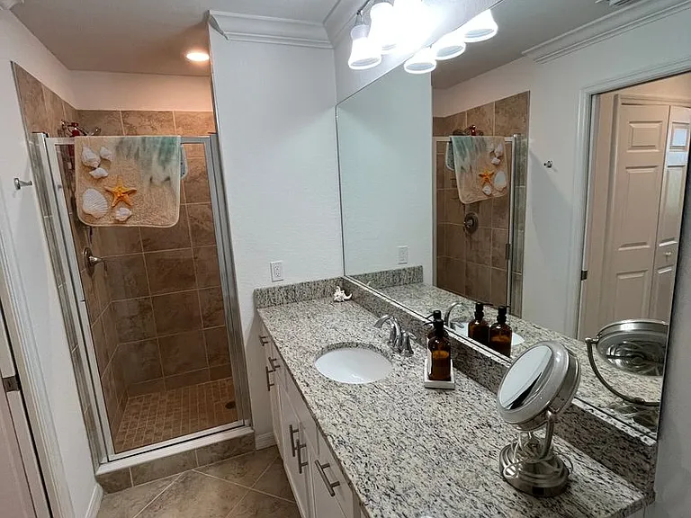 14091 Heritage Landing Blvd #124 — Photo 22