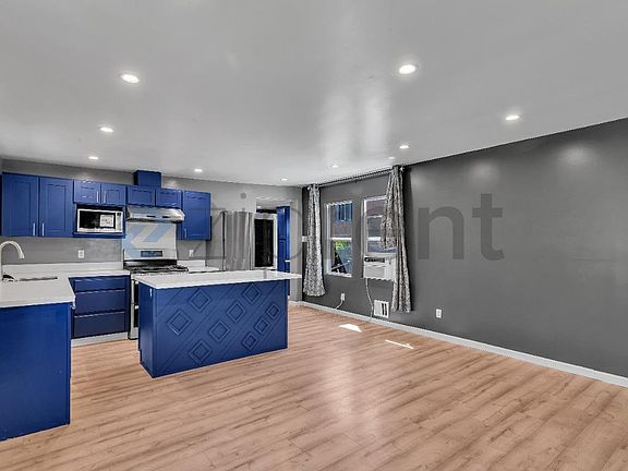 3rd image of 9834 Lawlor St