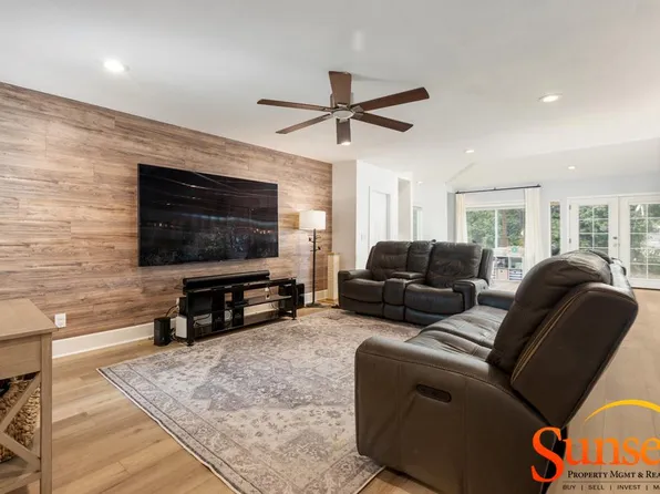 1835 Crandall Dr, San Diego, CA 92111