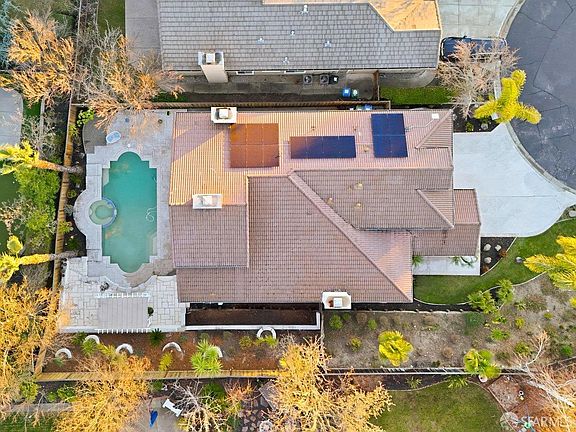 2nd image of 116 Blackpool Ct