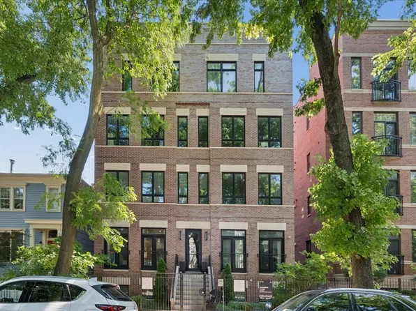 925 W Montana St #1E, Chicago, IL 60614