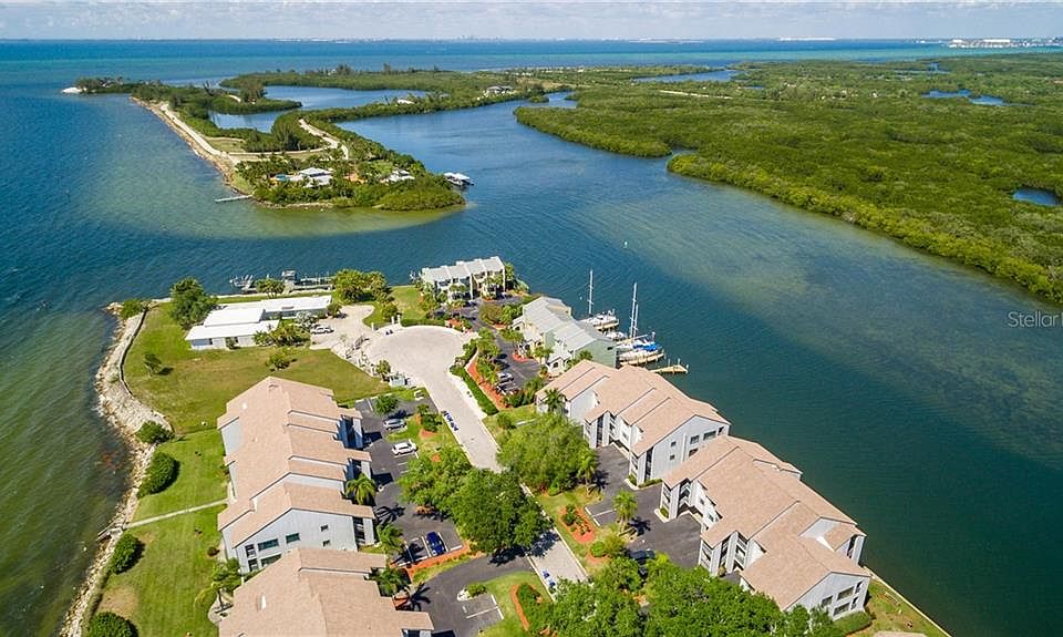 1st image of 809 Bahia Del Sol Dr Unit D