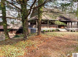 213 Tudor Blvd, Paducah, KY 42003
