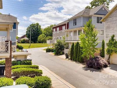 1309 Summit Greenway Ct, Charlotte, NC, 28208
