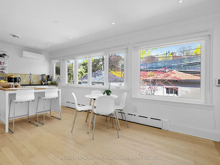 96 Whitehall Rd — Photo 12