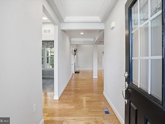 4th image of 104 Poppy Dr