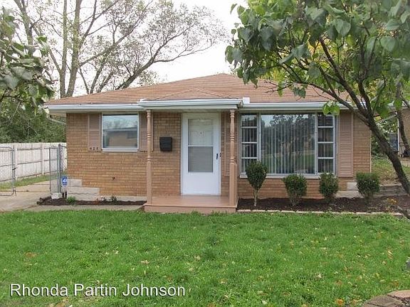3rd image of 434 Blackwood Ave