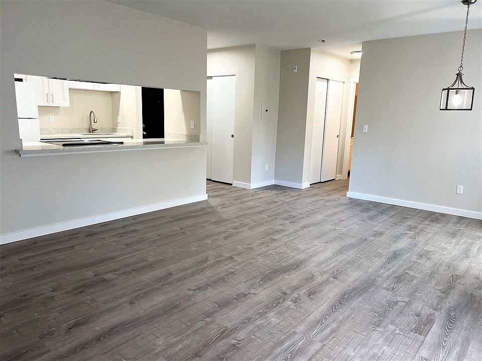 Living room.