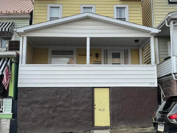 214 Willow Ave, Altoona, PA 16601