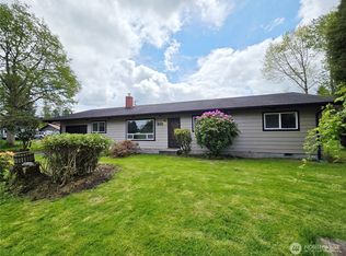 810 H St, Forks, WA 98331