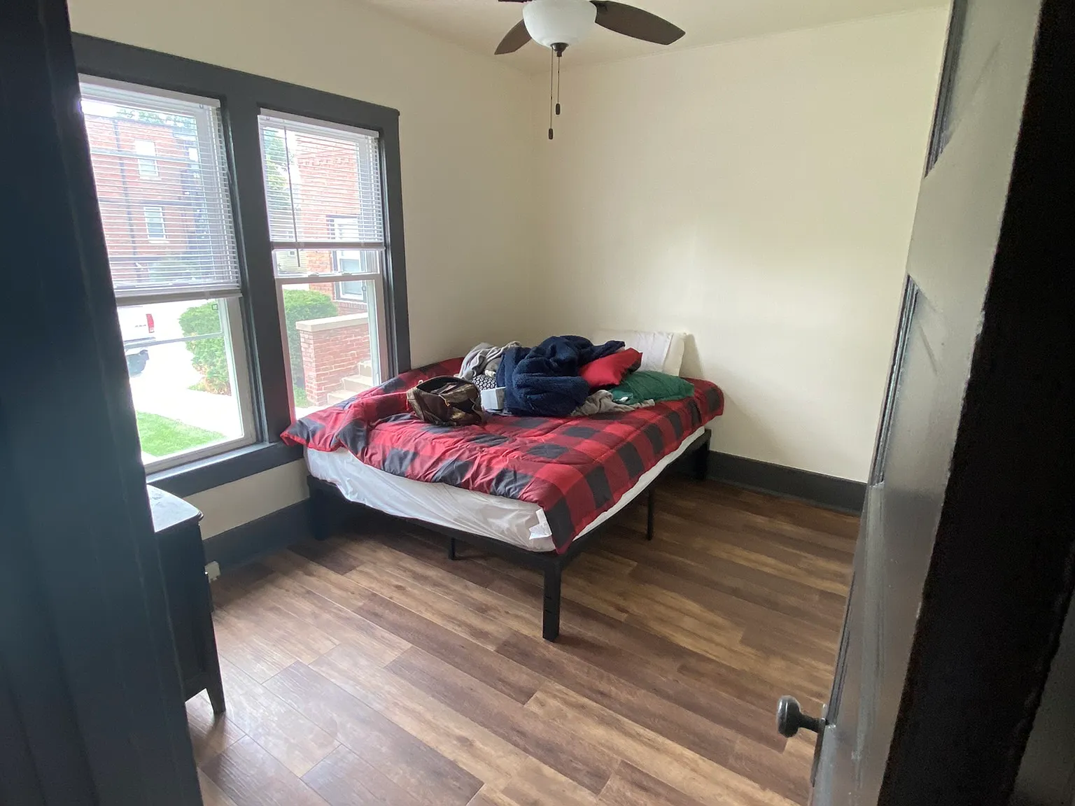 6th Avenue Flats - 514 Grant — Photo 4