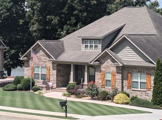 106 Riverway Ln, New Market, AL 35761