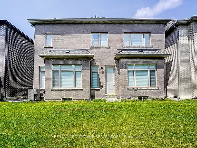1362 Lynx Gdns — Photo 46