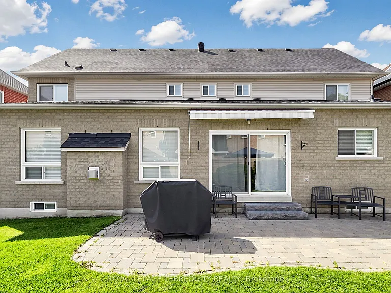 12 Ballantyne Dr — Photo 47
