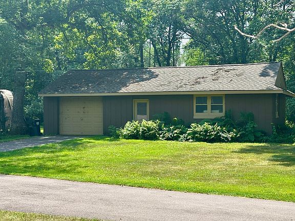 2nd image of 8298 4th Ave