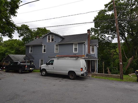 2nd image of 344-346 E Breadfruit Dr