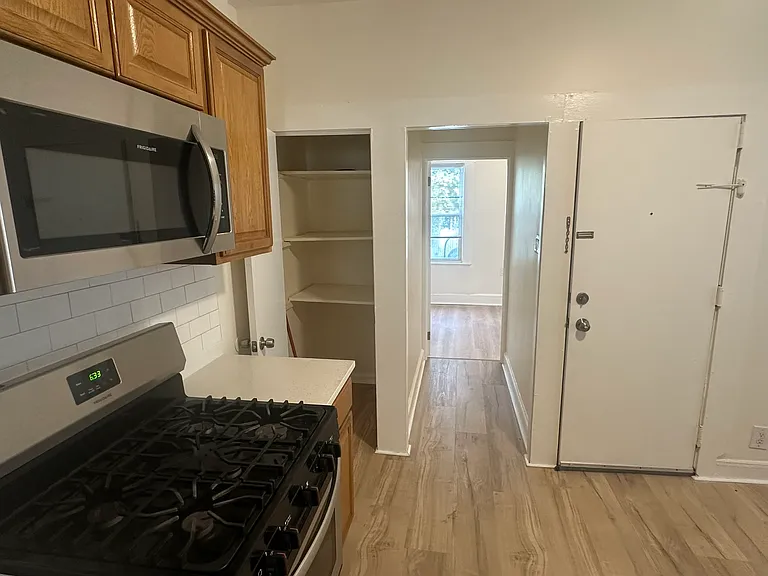 398 Bradford St #1 — Photo 11