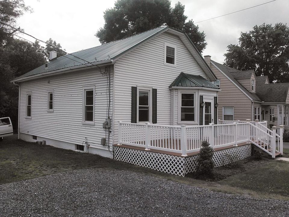 1st image of 1559 Spring Rd