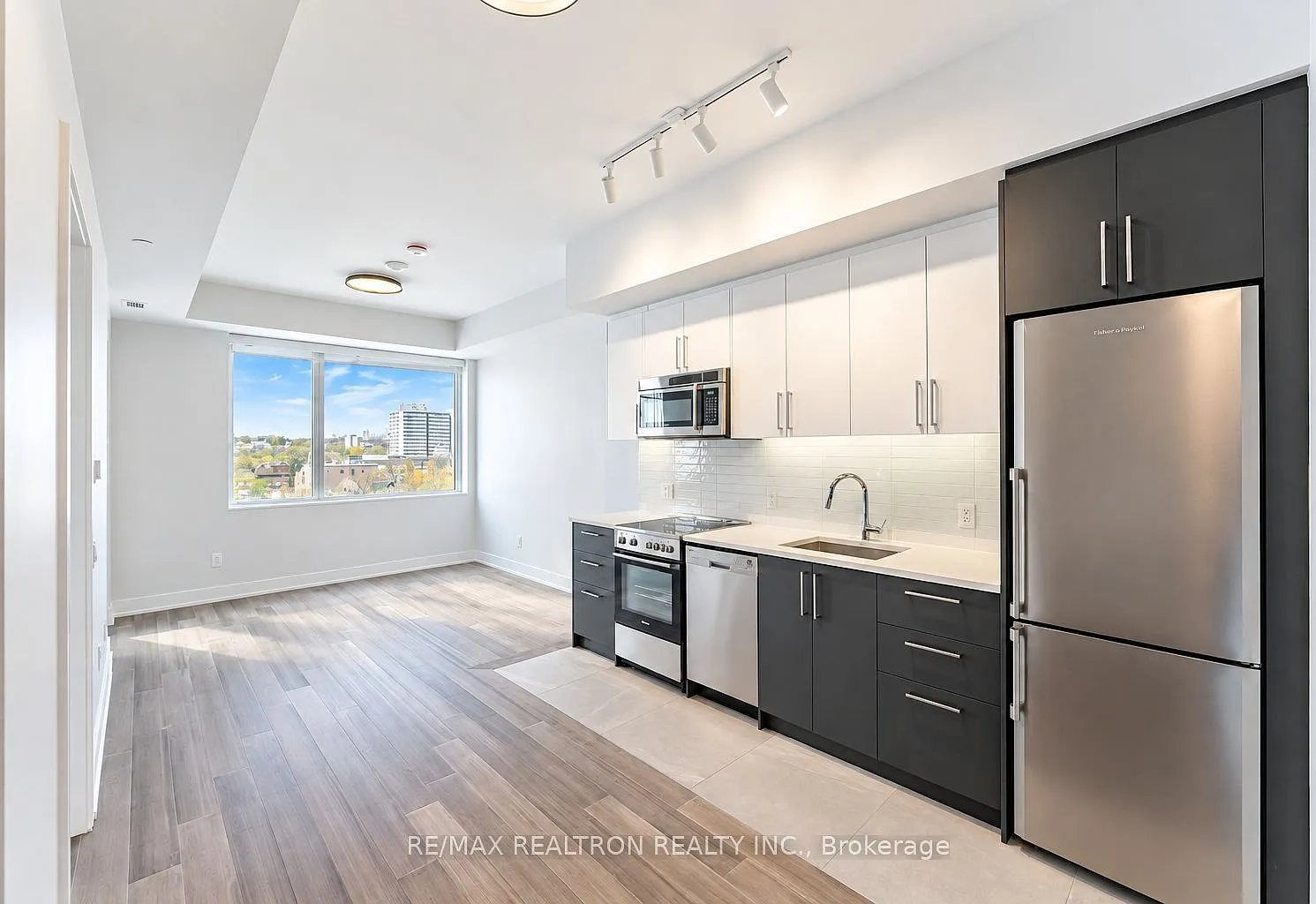 1 bed, $3,195 — Photo 2
