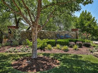 6021 Newport Dr, Edmond, OK 73013