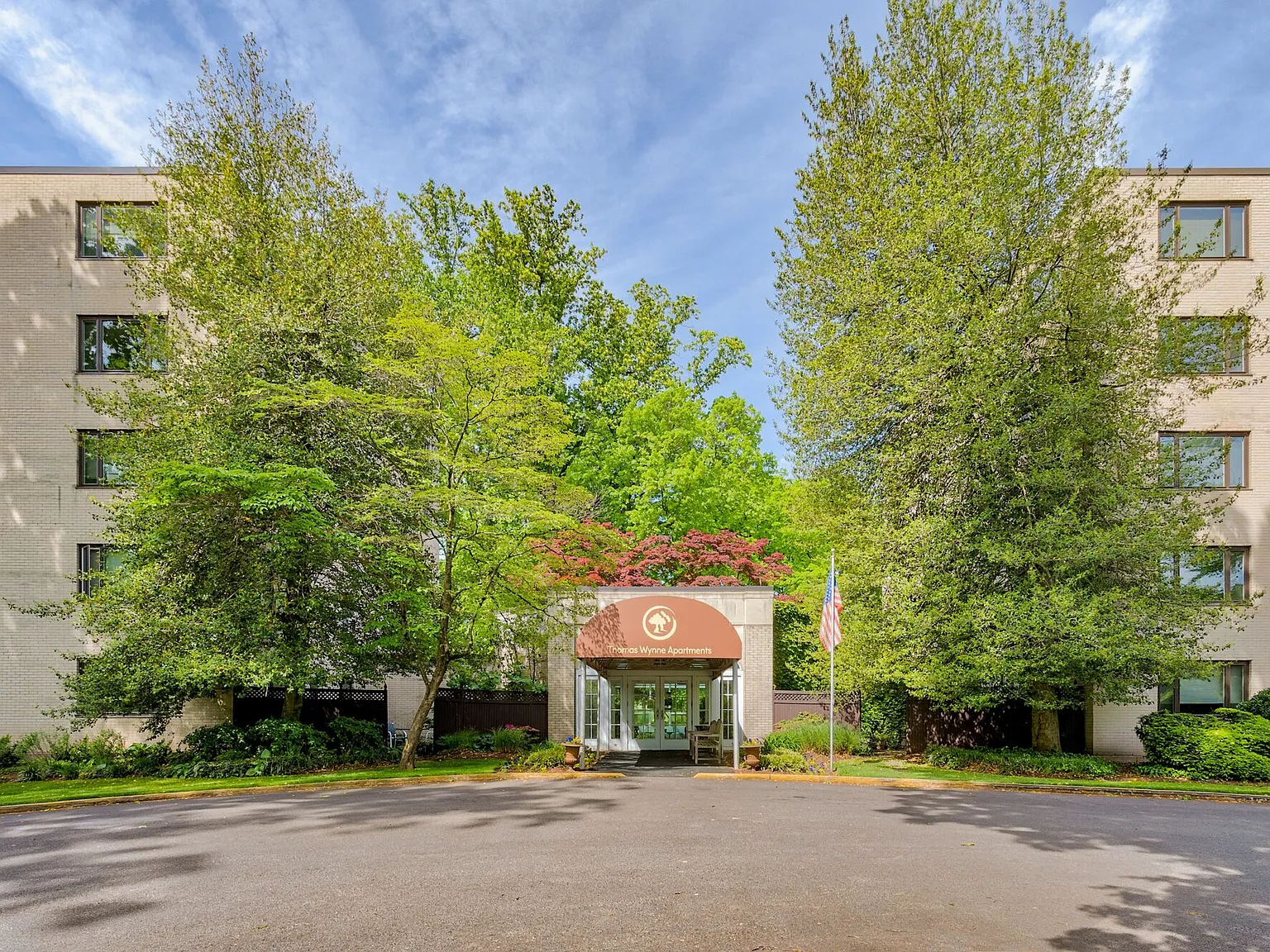 Thomas Wynne Apartments — Photo 1