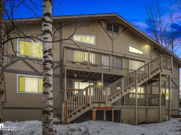 2629 Palmer Ct, Anchorage, AK 99508