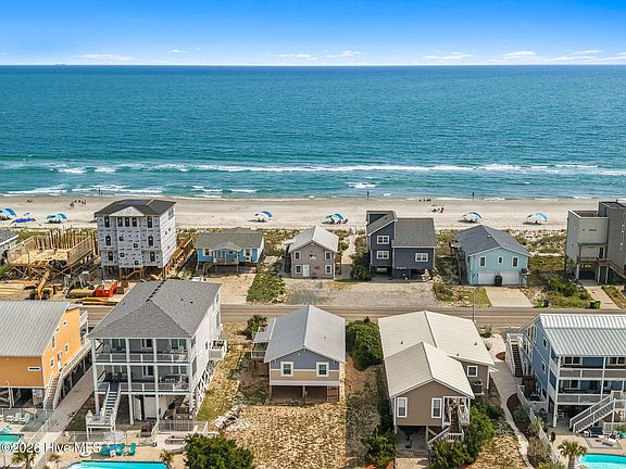 3rd image of 1014 W Beach Drive
