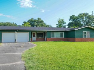 2810 Dogwood Ln, Beaumont, TX 77703