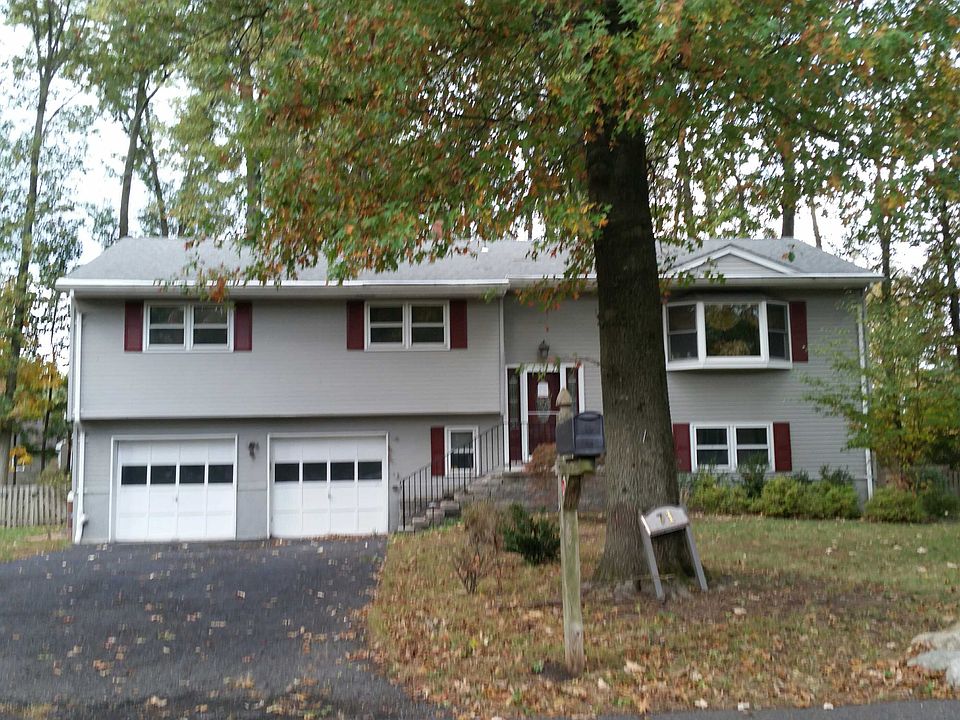 1st image of 71 Hurley Ave