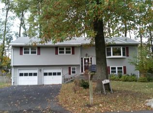 71 Hurley Ave, Wyckoff, NJ 07481