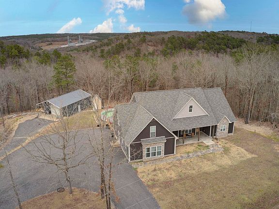 2nd image of 2976 Riverview Dr