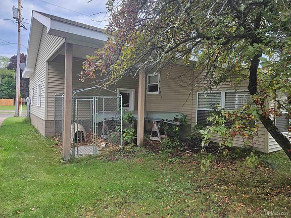 3rd image of 101 Silver St