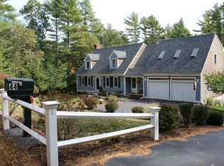 44 Pleasant St, Carver, MA 02330